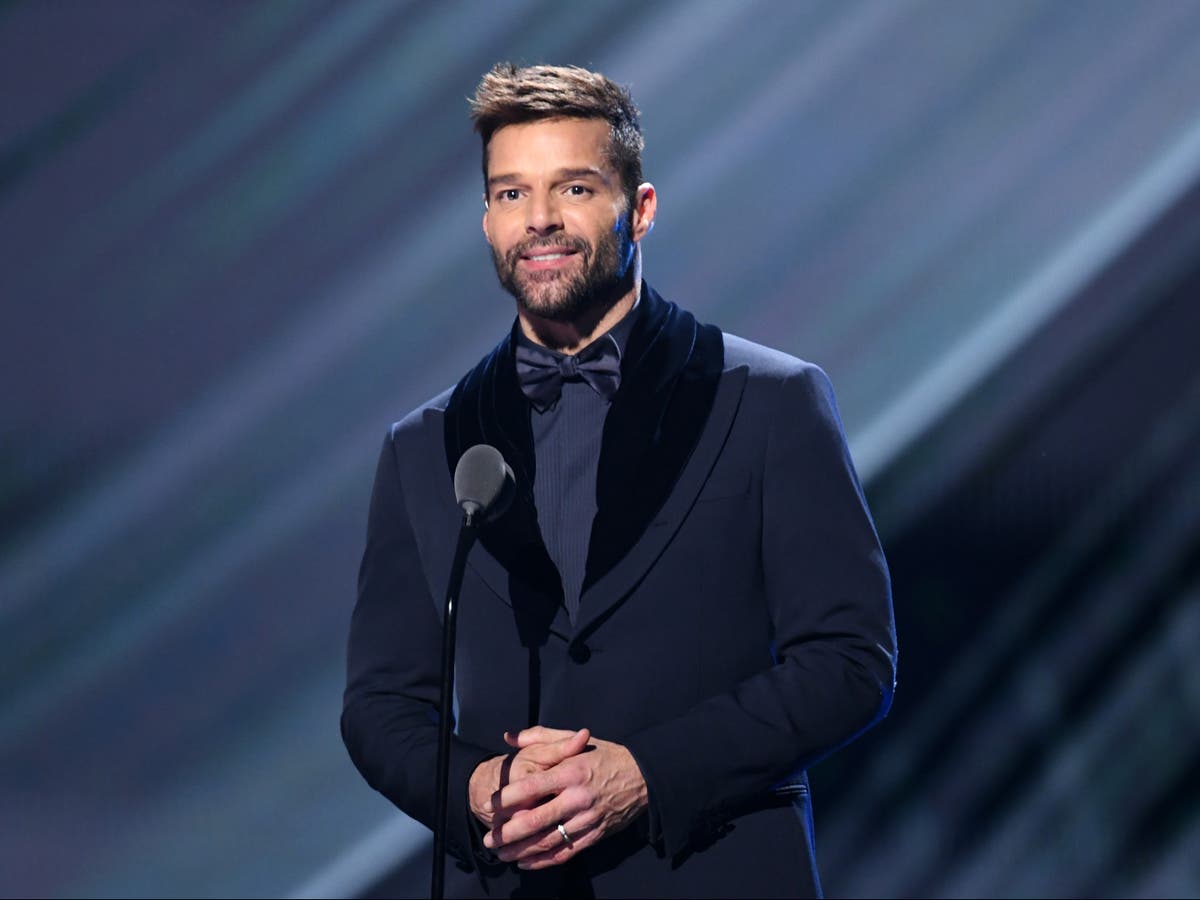 Sobrino de Ricky Martin retira acusaciones de acoso contra el cantante