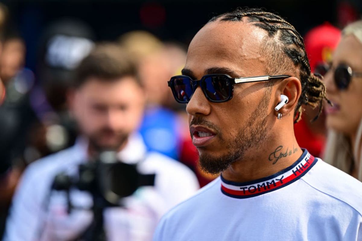 Lewis Hamilton echa humo por el costoso fracaso de la estrategia de Mercedes en el Gran Premio de Holanda