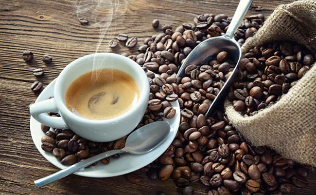 Do You Love Coffee? Here Are Some Dos And Don’ts By  Nutritionist Pooja Malhotra 