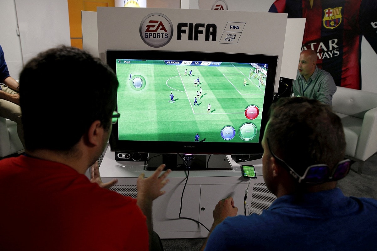 Groups Urge US Regulators to Investigate EA’s FIFA: Ultimate Team for Misleading Use of ‘Loot Box’