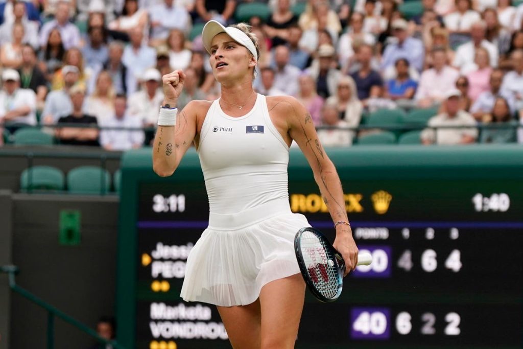 Vondrousová eliminada y Pegula en cuartos de final de Wimbledon